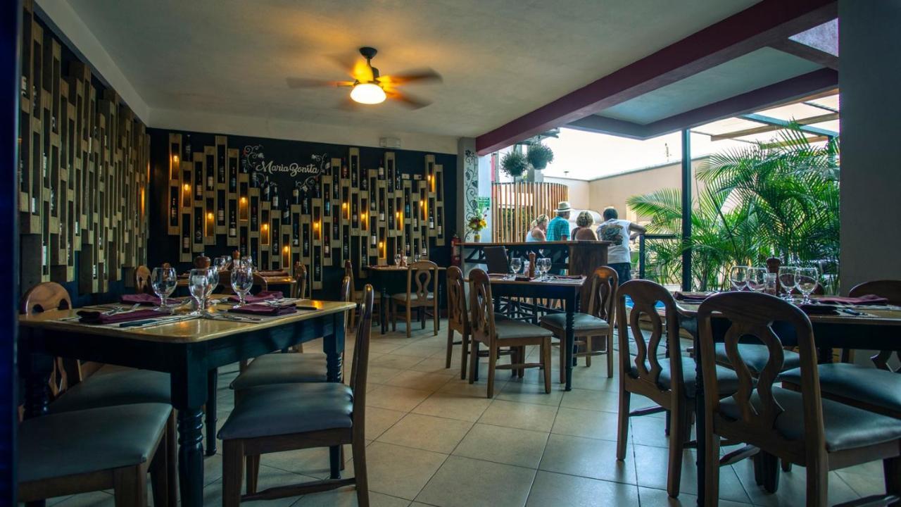 La Fortuna Downtown Hotel Boutique (Adults Only) ภายนอก รูปภาพ